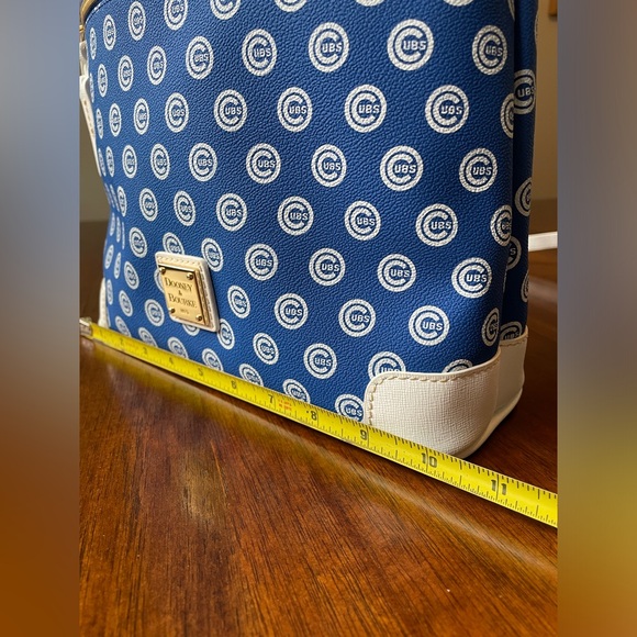 Dooney & Bourke Chicago Cubs MLB Large Crossbody NWT - Picture 13 of 15